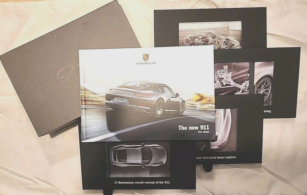 Porsche - The New 911 Ever Ahead Book & Promo Show Cards Edition 7/2015 Germany